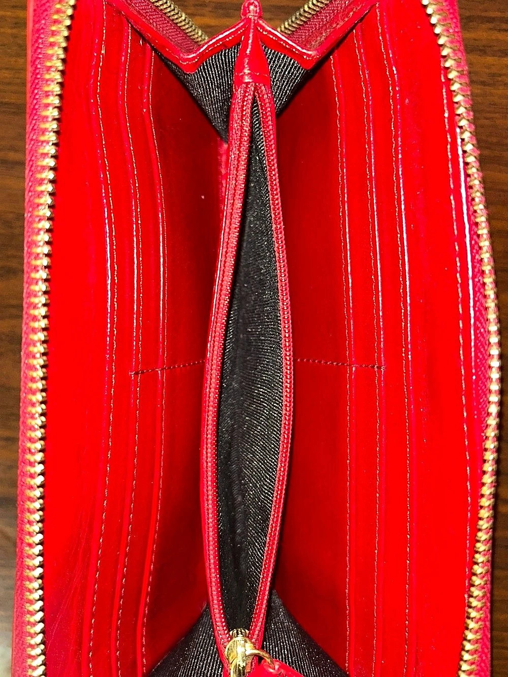 Badgley Mischka Red Patent Zip-Around Continental Wallet - Picture 7 of 8